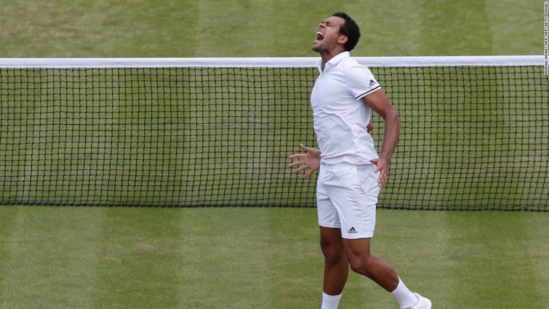 France&#39;s Jo-Wilfried Tsonga came through a marathon match against American John Isner before finally prevailing 19-17 in the fifth set. He will face compatriot Richard Gasquet for a place in the quarterfinals.