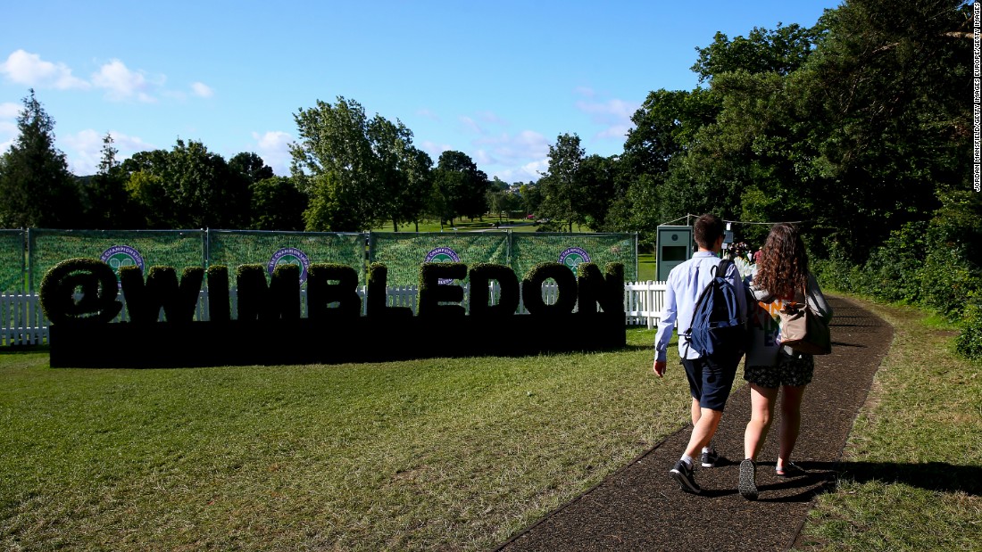 Wimbledon welcomed tennis fans on the middle Sunday of the tournament for the first time since 2004. Bad weather had forced organizers to hold play on a day where traditionally there is no tennis.