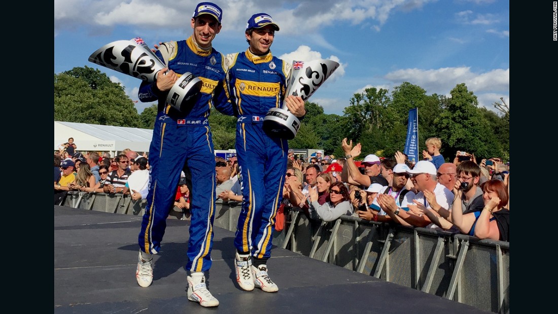 It was Buemi who prevailed to take the Formula E world title 155 points to di Grassi&#39;s 153. 