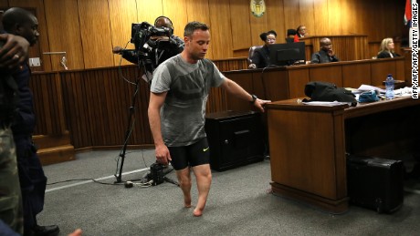 Oscar Pistorius sentenced to 6 years in prison for girlfriend&#39;s murder