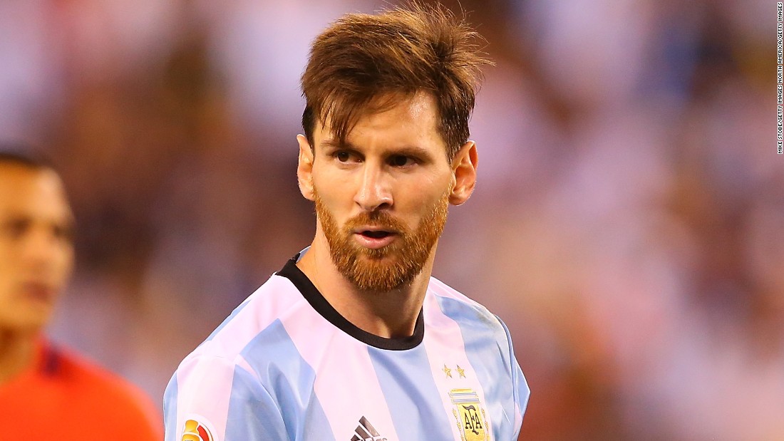 Lionel Messi Soccer Star Handed 21 Month Prison Sentence Cnn