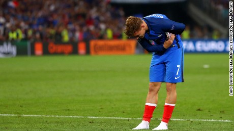 Griezmann took a bow after scoring both goals in the 2-0 semifinal win over Germany.