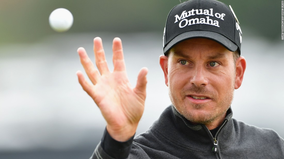 Stenson held a one-shot lead over Mickelson as he went into the final round on the Ayrshire links.  