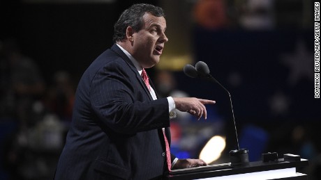 Christie will advise Trump panel on opioid addiction