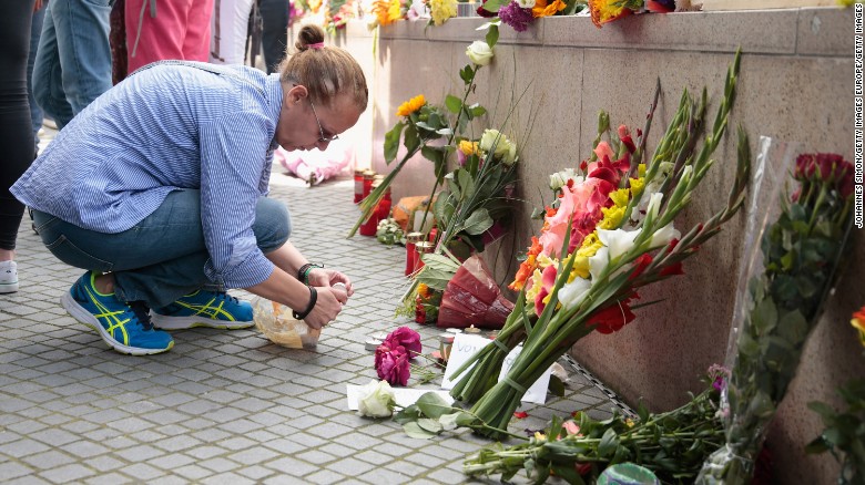 Munich mourns mall shooting victims