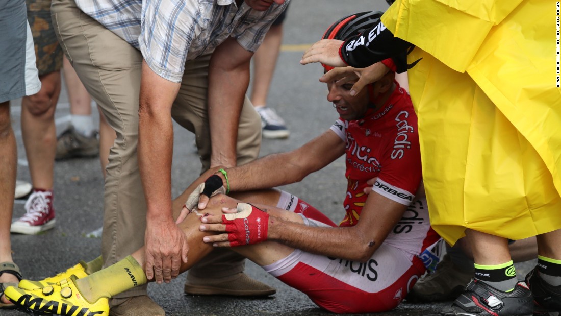 There was more drama on stage 19 as Spain&#39;s between Albertville and Saint-Gervais Mont Blanc. Here, Daniel Navarro of Spain recovers from a nasty fall.