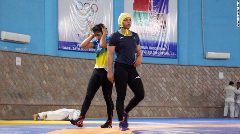 India sends its first female wrestlers to the Olympics 