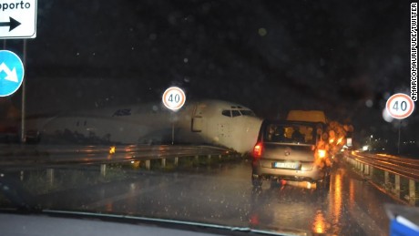 A cargo plane, Boeing 373 belonging to DHL couriers has dramatically crashed onto a road in Italy.