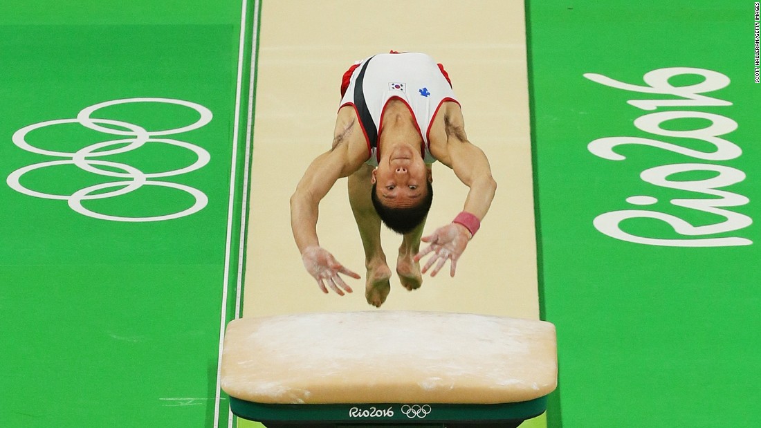 Shin Dong-hyen of South Korea competes on the vault in the artistic gymnastics men&#39;s team qualification round on Saturday.