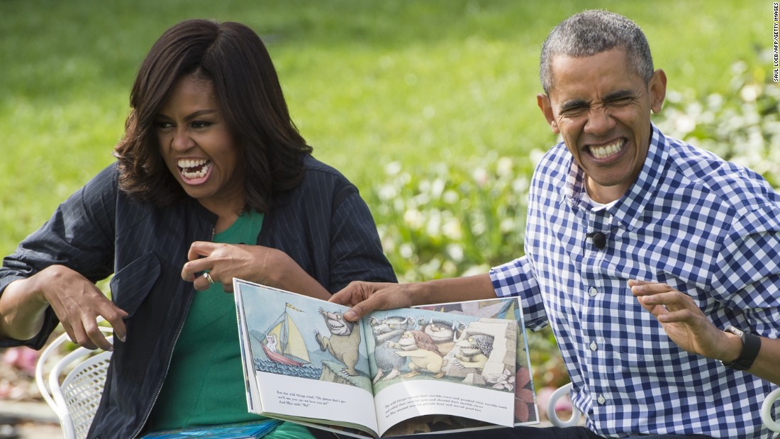 Obama summer reading list 'The Girl on the train' CNNPolitics