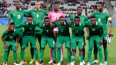 The Nigerian team poses for photos before a match of the men&#39;s Olympic football tournament between Colombia and Nigeria in Sao Paulo, Brazil, on Wednesday, August 10, 2016. 