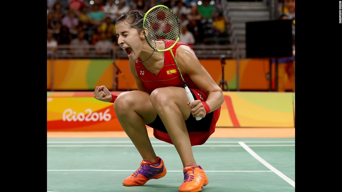 Spain&#39;s Carolina Marin celebrates a victory in the badminton quarterfinals.
