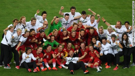 Germany&#39;s women&#39;s team celebrates its first Olympic soccer gold. 