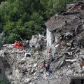 10 italy quake RESTICTED for gallery 0824