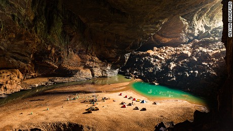 Hang Son Doong Largest cave