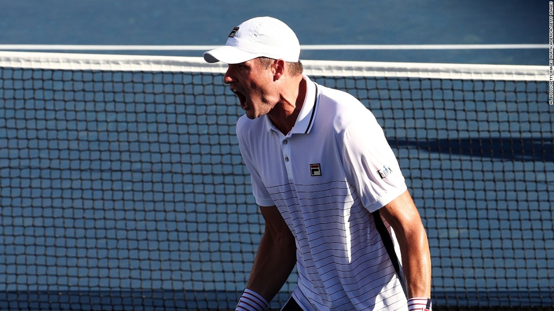 Instead, Isner advanced to a round two clash with Belgium&#39;s Steve Darcis, eventually coming back from two sets down to win the match 3-6 4-6 7-6 (7-5) 6-2 7-6 (7-3). 