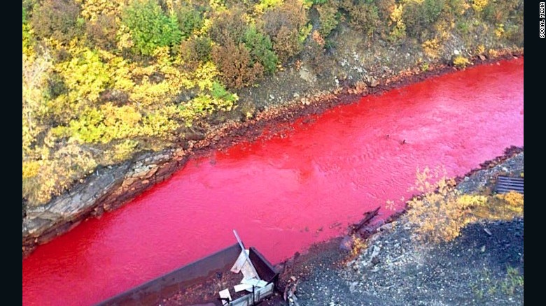 Crimson Tide Residents Stunned As Russian River Turns Red Cnn 9138