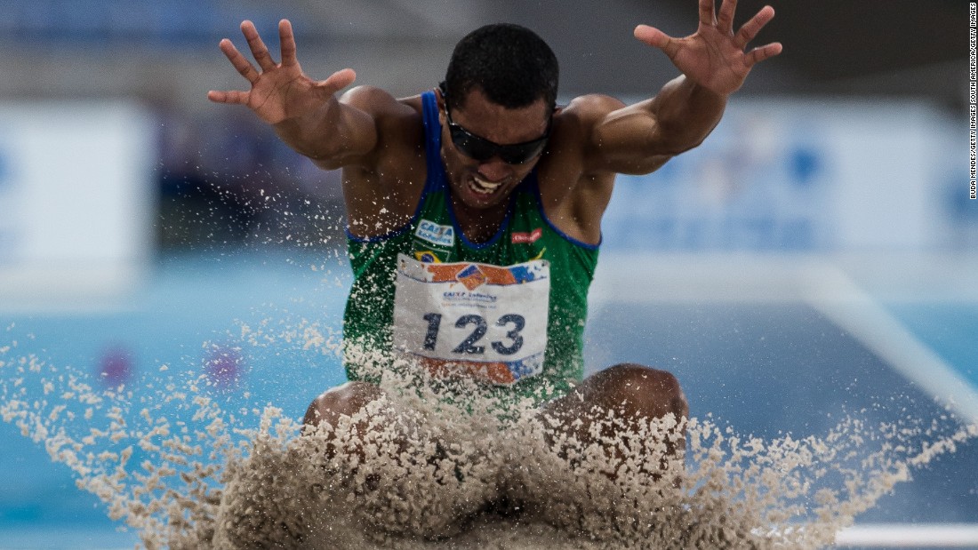 Ricardo Costa de Oliveira immediately made himself a national hero, winning host nation Brazil&#39;s first gold medal of the Paralympics in the men&#39;s long jump T11.