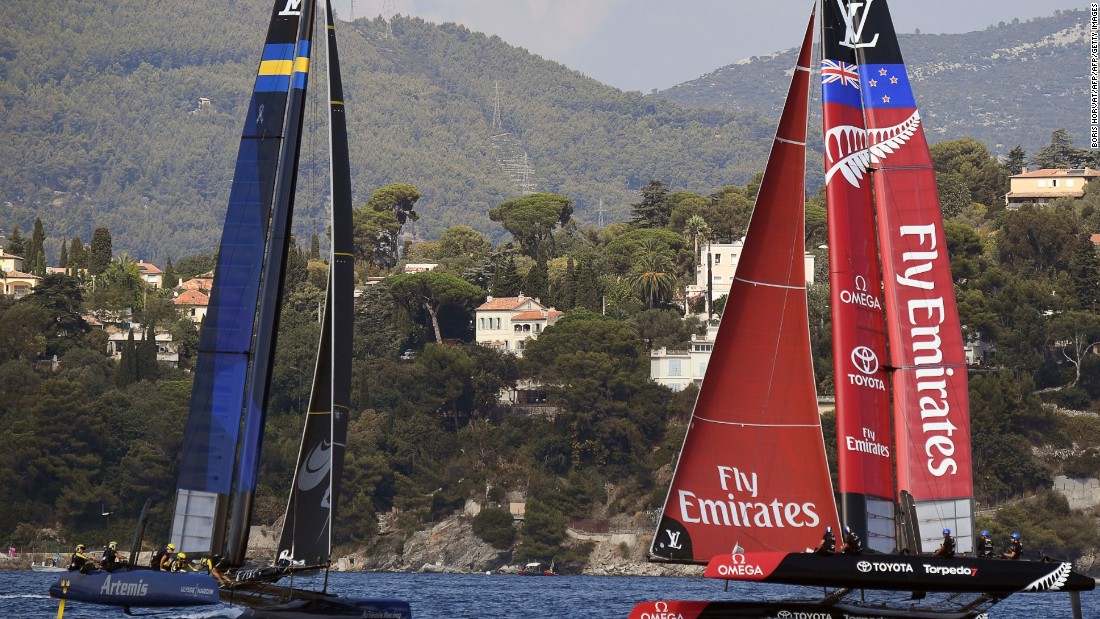 Artemis laid the foundations for its overall victory in Toulon with two race wins out of three on the first day of competition.