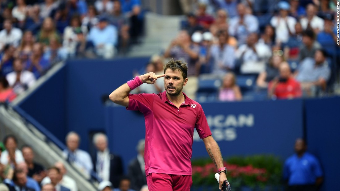 Wawrinka sensed he was getting closer to victory. His attacking game was proving too much for Djokovic. 