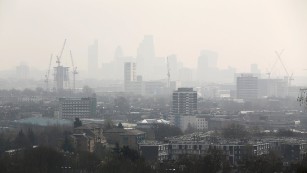 Is air pollution tied to higher dementia risk?