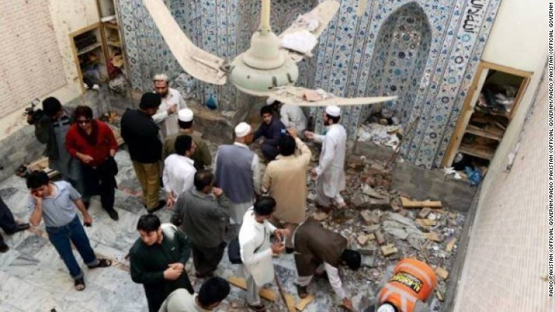 Jamaat-ul-Ahra, a splinter group of the Pakistani Taliban, has carried out suicide attacks.  