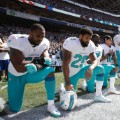 05 NFL players protest