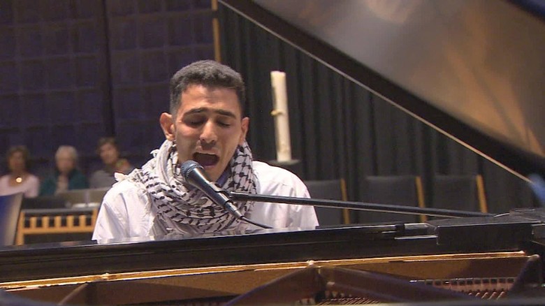 iaw amanpour pianist of yarmouk atika shubert_00002712