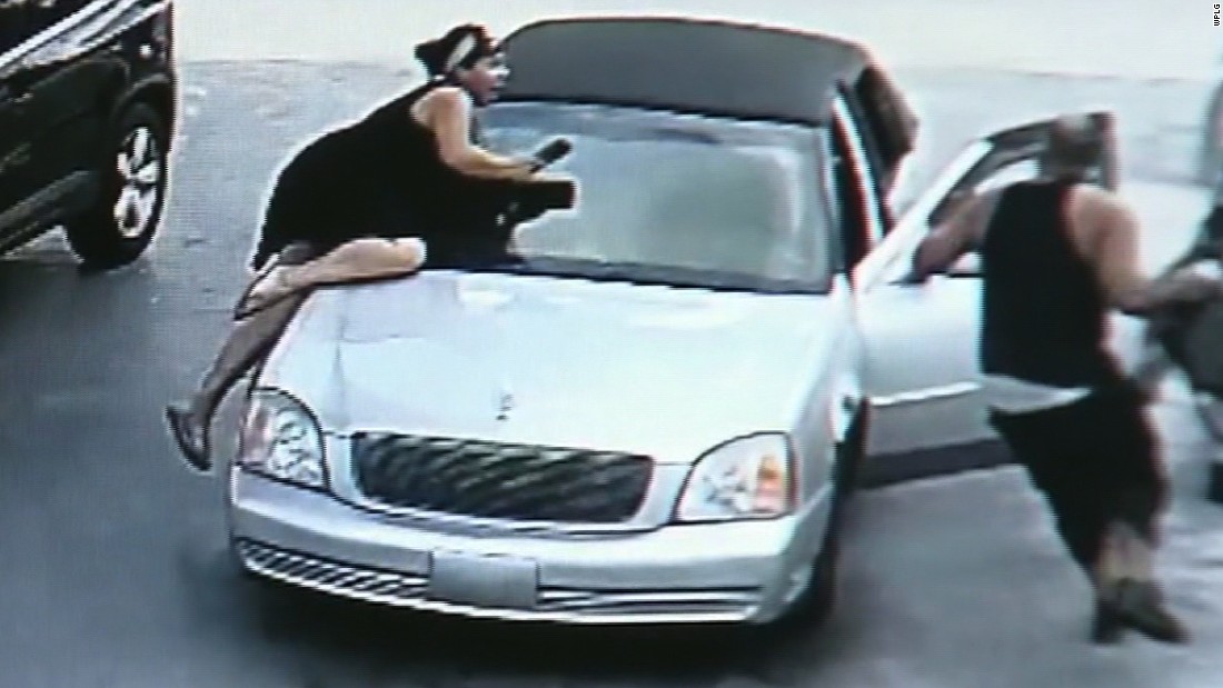 Woman Throws Herself On Car During Robbery Cnn Video