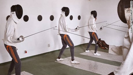 Child prisoners in Senegal learn fencing to stay out of trouble