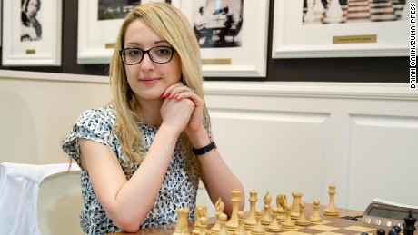 US champion chess player Nazi Paikidze-Barnes is boycotting the world championships in Iran. 