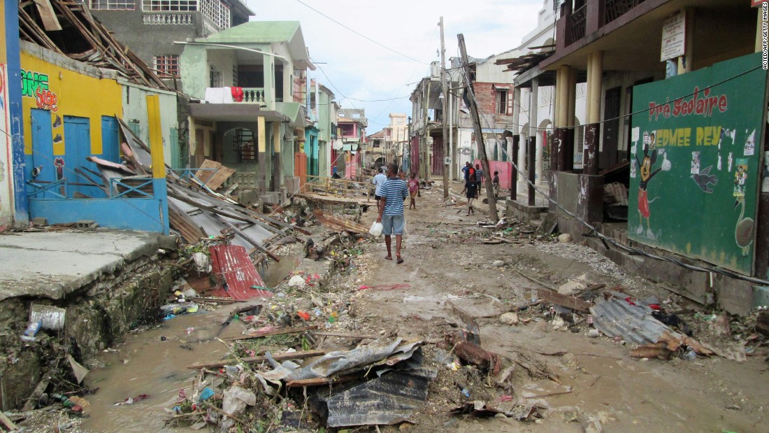 Haiti battered by Hurricane Matthew - CNN