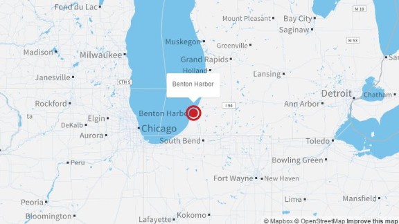 Benton Harbor Shooting Officer Kills Suspect In Shootout Police Say Cnn 