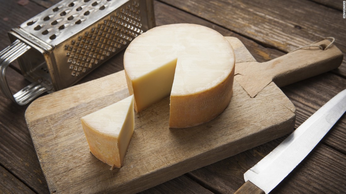 Tyramine, a monoamine compound found in aged and fermented foods, has been linked to migraines. The compound is produced naturally in foods from the breakdown of the amino acid tyrosine and can be found in foods such as aged cheeses or cured meats.