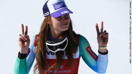 Golden girl Tina Maze quits skiing