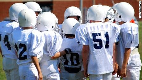 Football's impact on the brain starts early 