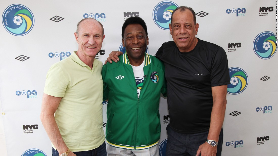 After a long club career in Brazil&#39;s domestic league -- spanning stints with Fluminese, Santos, and Flamengo -- Alberto helped popularize soccer in the US, joining New York Cosmos in 1982.