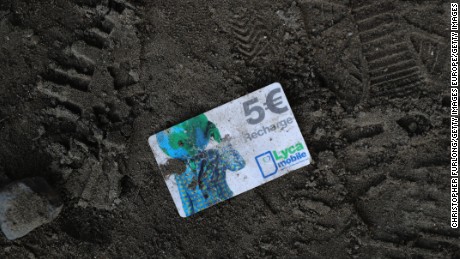 A prepaid calling card, worth 5 euros. 