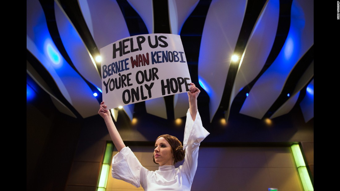 A woman in a Princess Leia costume makes a &quot;Star Wars&quot;-themed plea for Sanders during a campaign rally in Cedar Rapids, Iowa, on January 30, 2016.