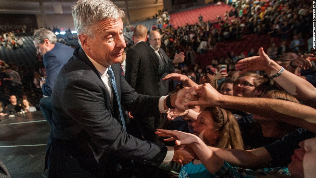 Libertarian presidential candidate Gary Johnson shakes hands with supporters in Lynchburg, Virginia, on October 17, 2016.