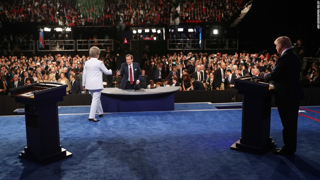 Clinton walks toward moderator Chris Wallace at the end of &lt;a href=&quot;http://www.cnn.com/2016/10/19/politics/gallery/final-presidential-debate/index.html&quot; target=&quot;_blank&quot;&gt;the third and final presidential debate&lt;/a&gt; on October 19, 2016. There was no handshake between her and Trump.