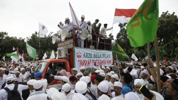 Jakarta Protest: Thousands Rally Over Governor Ahok's Alleged Blasphemy ...