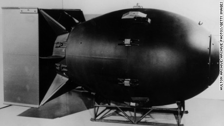 Side view of the &#39;Fat Man&#39; atomic bomb, the kind that the US dropped on Nagasaki, Japan, on August 9, 1945, killing thousands of people during the Second World War. 