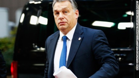 Hungary migrant ban fails in parliament 