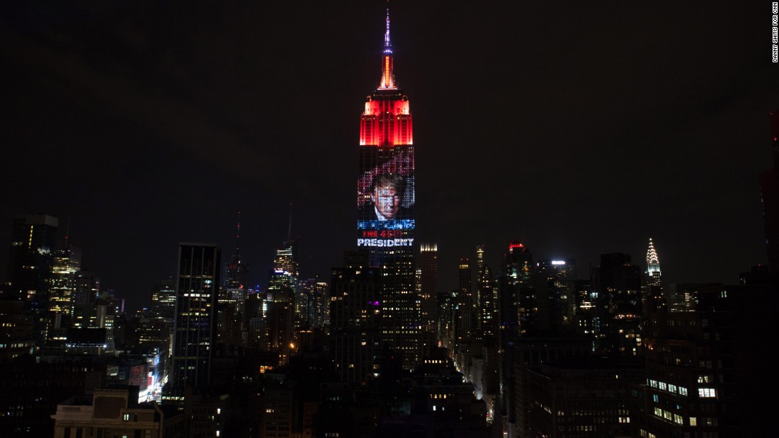 Trump&#39;s victory is projected onto the Empire State Building in New York.
