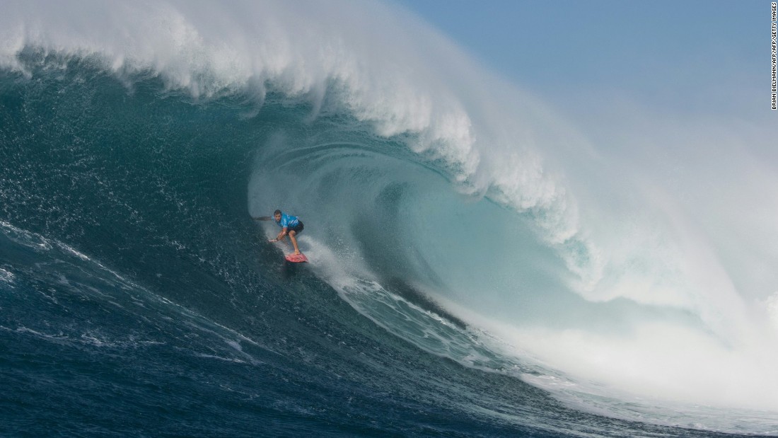 Hawaiia&#39;s Billy Kemper won the men&#39;s version of the 2016 Peahi Challenge at Jaws.