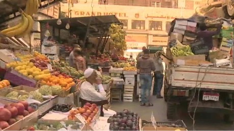 Egypt grapples with economic crisis