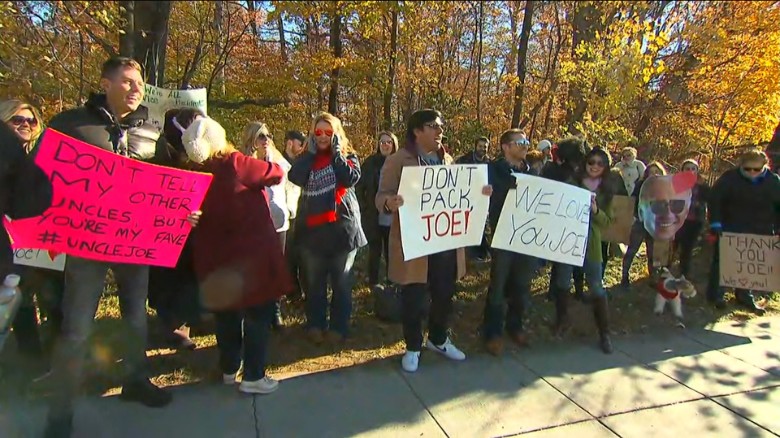 Crowd rallies to thank Joe Biden