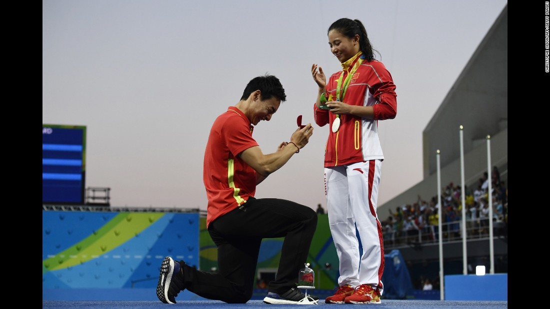 China&#39;s Qin Kai &lt;a href=&quot;http://www.cnn.com/2016/08/14/sport/china-diving-marriage-proposal-rio-2016-olympics/index.html&quot; target=&quot;_blank&quot;&gt;proposes to fellow diver He Zi&lt;/a&gt; after she received Olympic silver in the 3-meter springboard on Sunday, August 14.