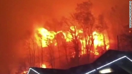 Tennessee fires blaze into third day